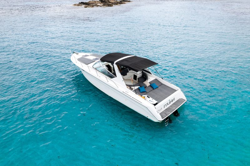 Sea Ray MUAA speedboat