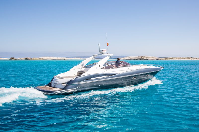 Sunseeker GREAT NEWS speedboat