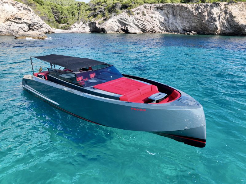 Vanquish LADY THUNDER yacht