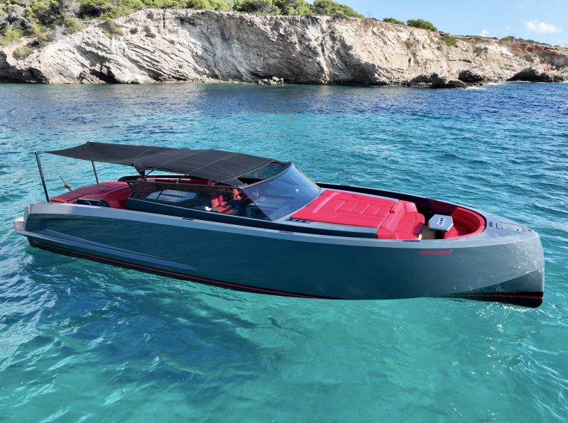 Vanquish LADY THUNDER yacht