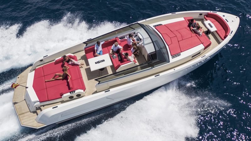 Vanquish DIVA yacht